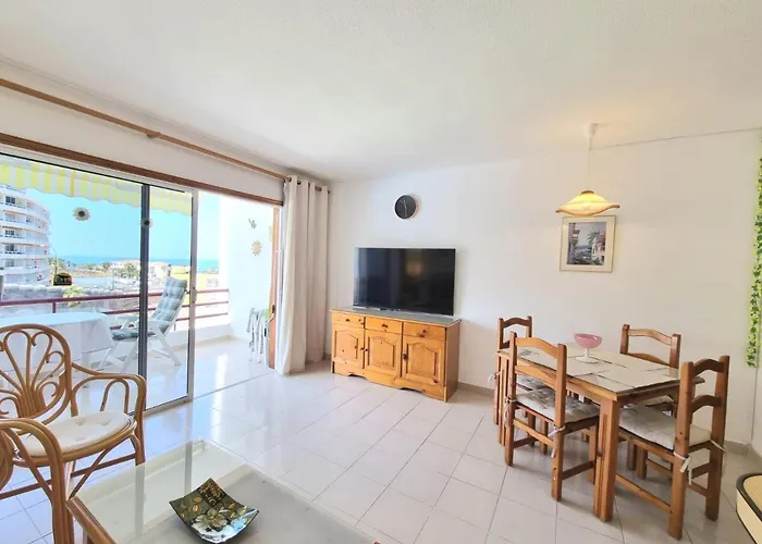 Playa De La Arena * Puerto de Santiago (Tenerife)