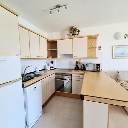 Апартаменты Playa De La Arena