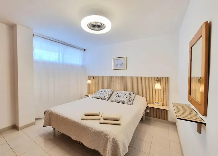 Playa De La Arena Puerto de Santiago (Tenerife)